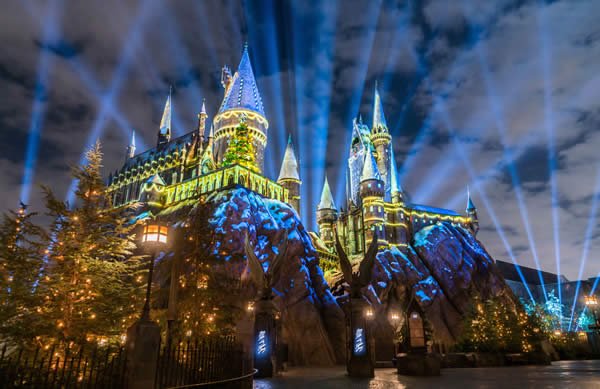 ポッターマニア Ush 米ユニバーサル スタジオ ハリウッドの ハリーポッター エリアにもクリスマスが到来 プレスプレビューが開催 T Co Duwyegknfq Harrypotter 動画 クリスマス ハリウッド ユニバ Wizardingworldhollywood