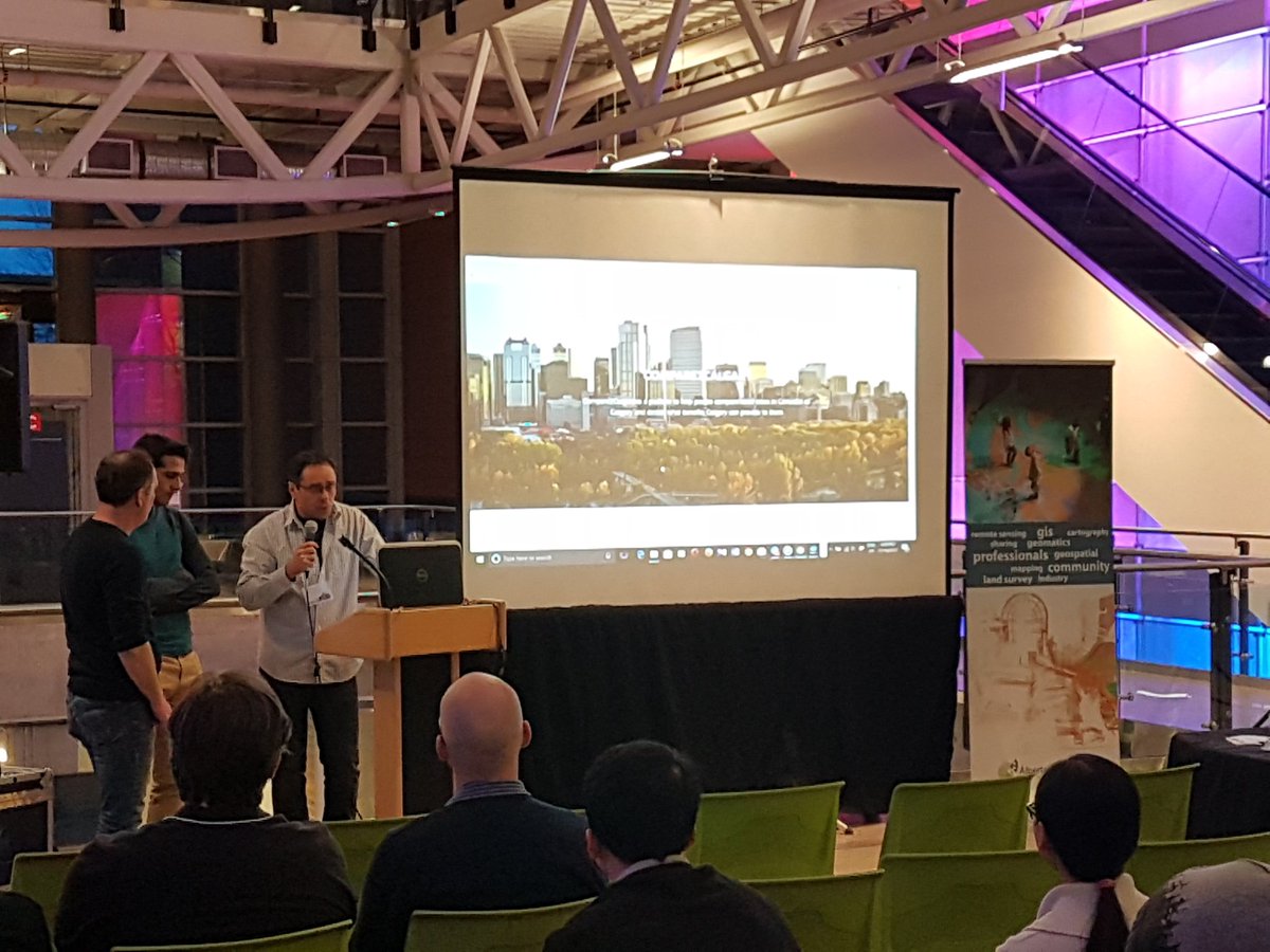 Alberta_Geo's tweet photo. #CalgaryRegionHackathon2017...Finalist presentation: 5 of 7. https://t.co/hJkvGcGXIi