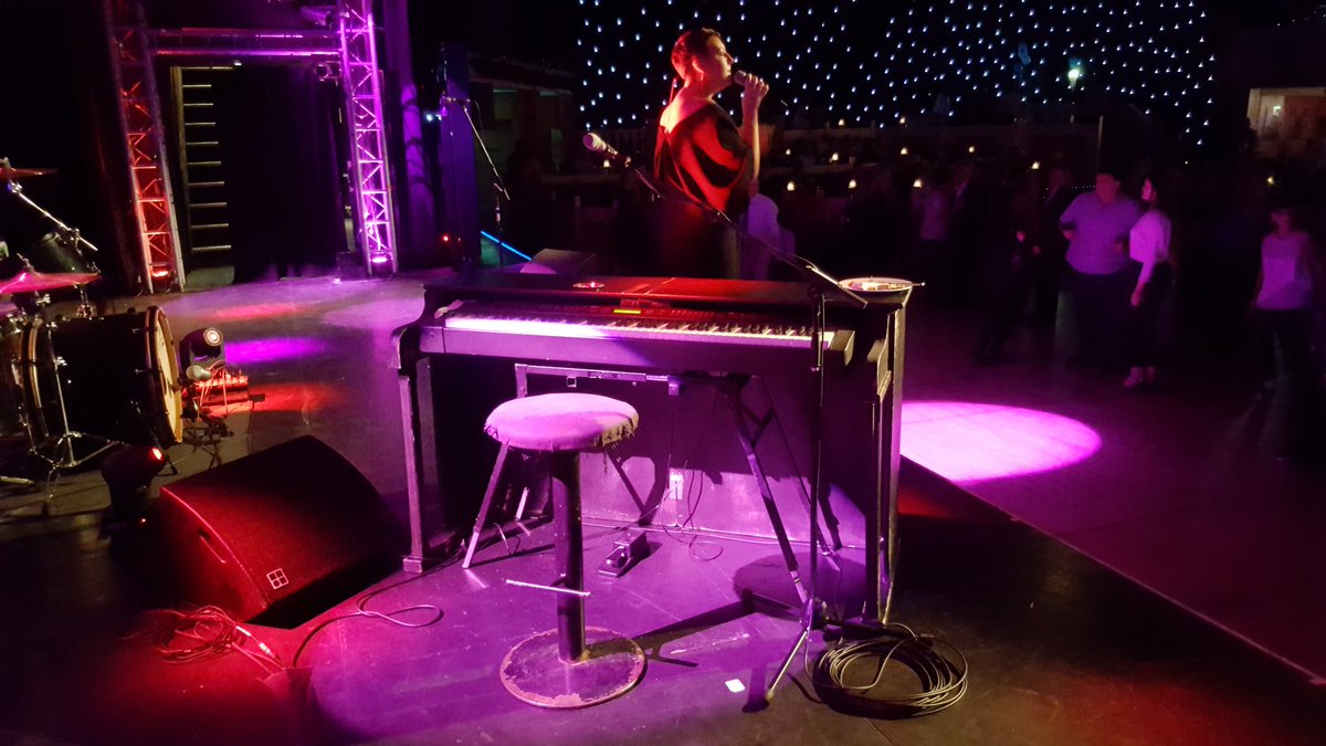 buzman007's tweet photo. #Chas and Dave well guess what I found a snap of the boys great night full of just old sing alongs for some reason guests were leaving snacks for the boys  why ? https://t.co/gEjbzPcccE