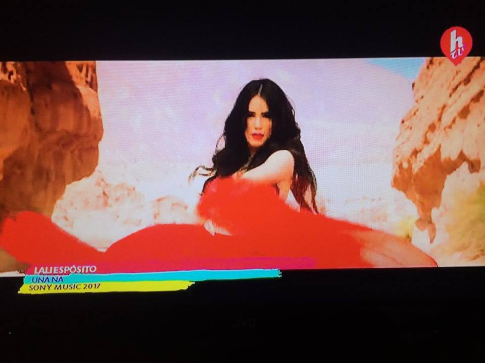 forofms's tweet photo. Arrasa "#UnaNa" de @laliespos en la TV Venezolana. Sigue rotando en todos los programas de @HTVMusica . #HTVFiesta #LaliEsposito #Lali #Lalitas https://t.co/yIoxPGUOdc