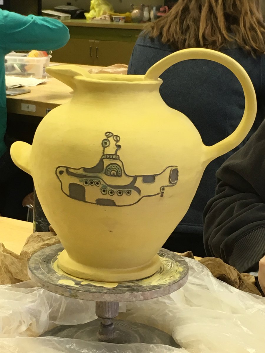 Patriot_Art's tweet photo. Patriot Art students are busy creating and learning new skills! #MSHSActivities #MPS2Ed #TPW #Proud2bMPS https://t.co/BAQGlIgjzT