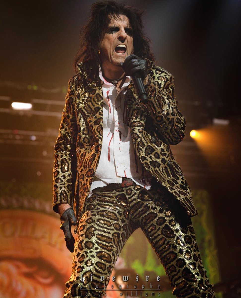 Tomorrow we rock Germany for 5 nights straight! WHO'S COMING? 🤘