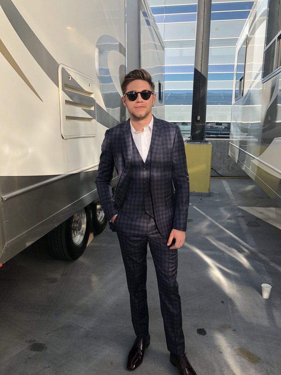 Thank you @paulsmithdesign for always sorting me out with my suits . Love your work