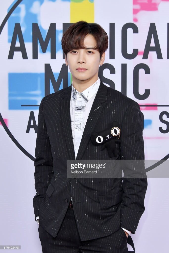 narrys_socks's tweet photo. СЛИШКОМ МНОГО УДАРОВ ПО СЕРДЕЧКУ
#AMAs #BTSxAMAs https://t.co/TMlxIx84Ss