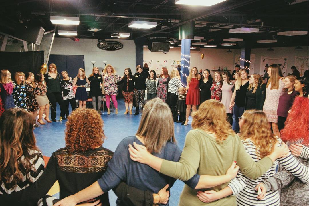 Last night our chapter celebrated it's 25th Anniversary, thank you for all the alumnae who helped create our chapter and make it what it is today. It was such an amazing experience to be able to celebrate this milestone with all our incredible alumnae.💕⚓ #anchoredforlife