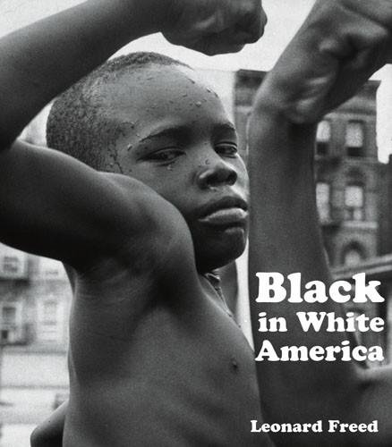 ronkavanaugh's tweet photo. Leonard Freed's Black in White America was an early inspiration for #JamelShabazz. Sat 11/25 at the @BronxMuseum & @AFHBronx #BlackDocuments will explore those influences and how Jamel’s #photography inspires others in art and education. https://t.co/T5G8WM91Kn https://t.co/YdErbyfLQd