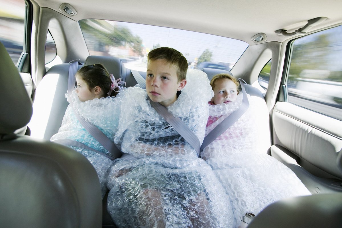 SrcFive55's tweet photo. #BubbleWrapYourCar #DoYouEvenBubbleWrap #BubbleWrapChallenge #DoesntEveryoneBubbleWrap #Five55 #SRCYouth #BubbleWrapForJesus Ok y’all, who’s down to bubble wrap. What’s the weirdest thing to bubble wrap? Bubble wrap it, and don’t say anything. See how folks react. lol! #BoomSquad https://t.co/4RsZl3RFO5