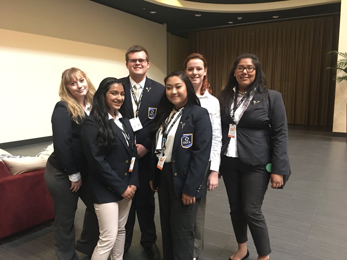 MaricopaDECA's tweet photo. FLC | WRLC day 1 | WRLC day 2 
All 3 incredible days hosted by our home state AZ DECA. Competition here we come 🔥 #IgniteWRLC https://t.co/EbJoF3N5Gc