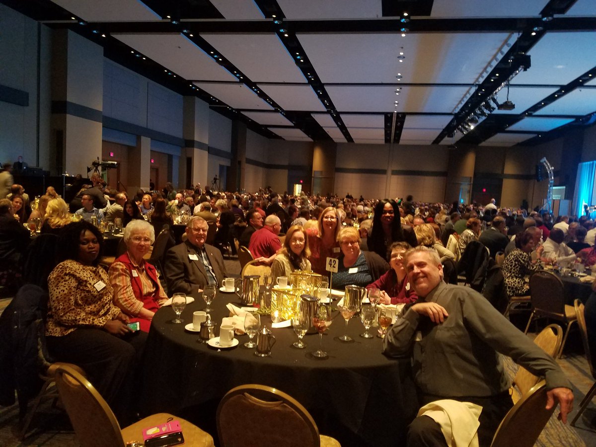LisaLogan64's tweet photo. Table # 42 is thankful for Allen's music #lccsb https://t.co/NGzsbVM2I7