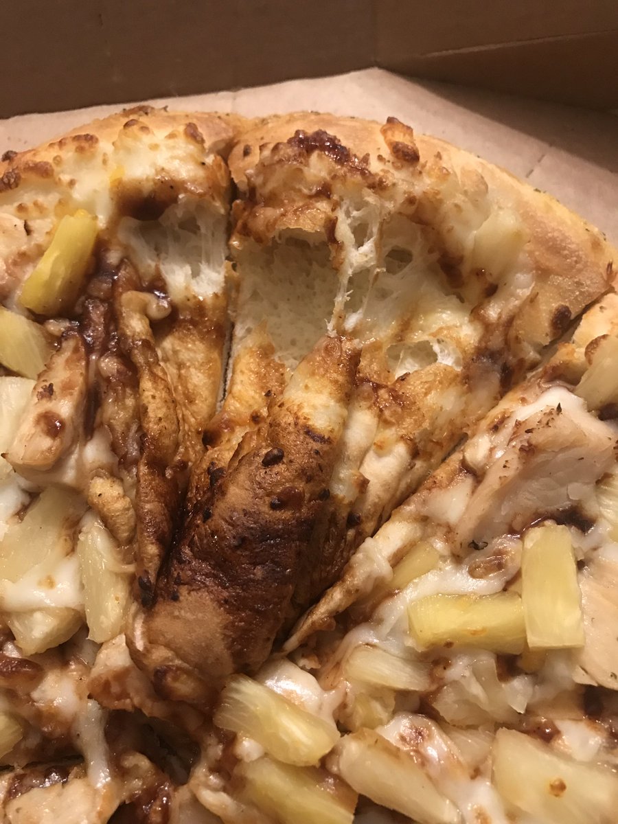Courtz_Bauer4d's tweet photo. @dominos WHAT IS THIS?! I don't remember ordering one slice of bread with my pizza. How?! I spent the last $10 in my bank account for this... #notoppings #disappointment https://t.co/40yvhdFhvB