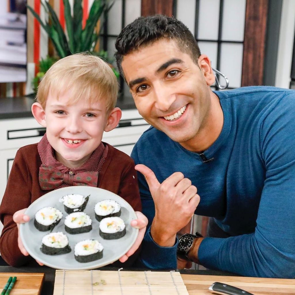 CBCTheGoods's tweet photo. We’re back with new episodes tomorrow and an inspirational story from @chefswithhart! Catch it at 2/2:30NT on @CBC!
...
..
.
#cbcthegoods #thegoods #cbc #cbclife #sickkids #chefswithhart #cook #kid #children #kidchef @sickkidstoronto #sushi #cooking #rec… https://t.co/bsCsX0Om2U https://t.co/OfOlBoOWIx
