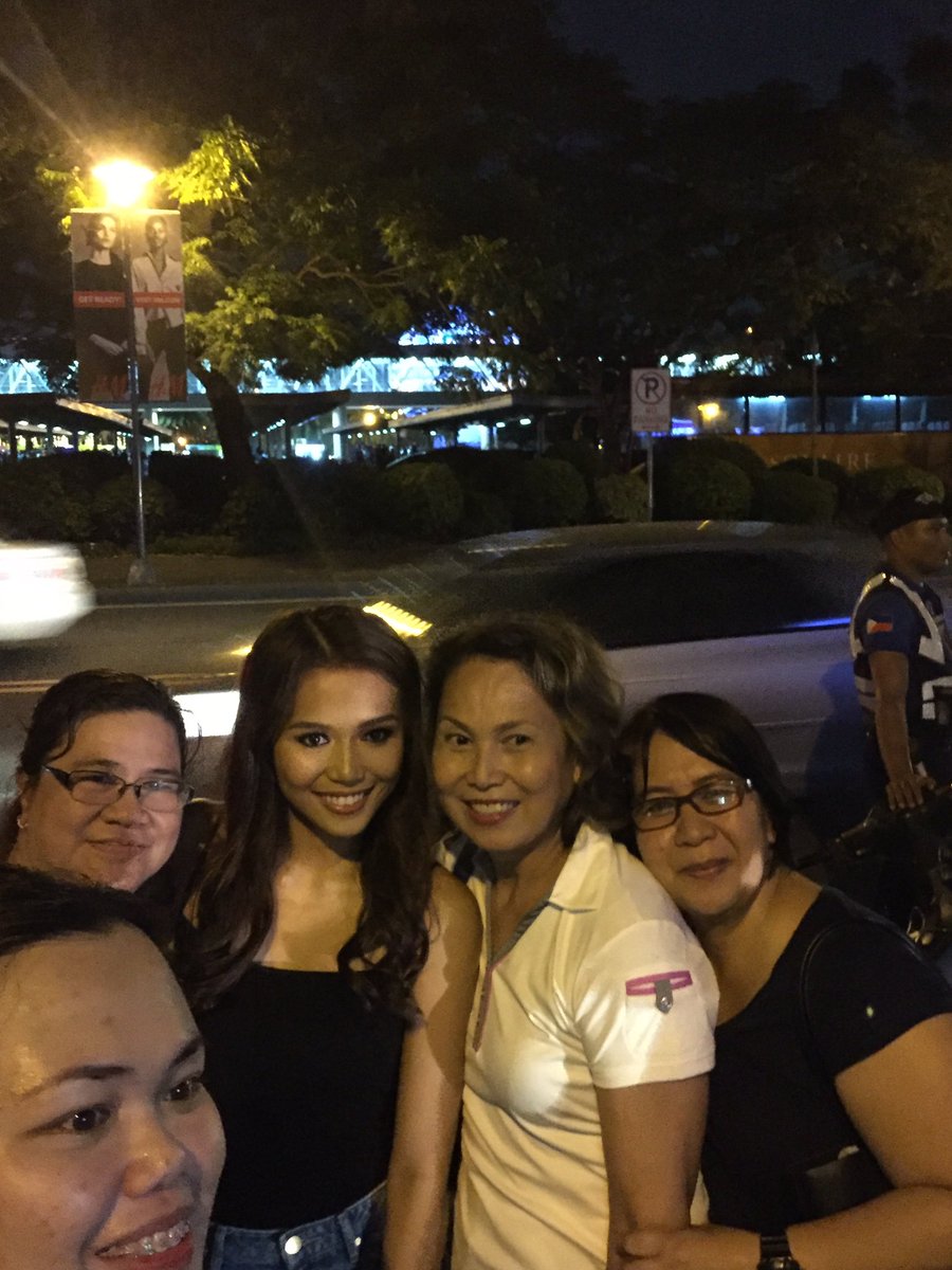 Rowzxs's tweet photo. walang katapusang kodakan 😍❤️ https://t.co/bPQ8C1EtrV