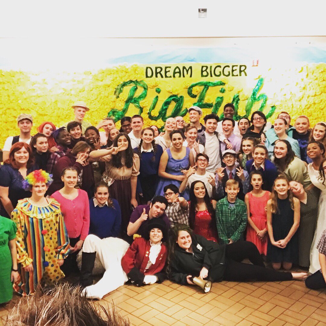 nina_lograsso's tweet photo. pt. 2 ❤️🎶🌼 
#CVBigFish https://t.co/PlABy3Y01m