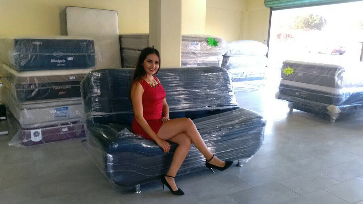 Edecanes_Ortmon's tweet photo. #OutletDeColchones gran variedad de marcas a un súper precio!! El día de hoy estuvimos en la sucursal de Pachuquilla 😉 #ChicasOrtmonChicasBien. 7711294210 y 7715681678. https://t.co/kQzyq5f7gQ