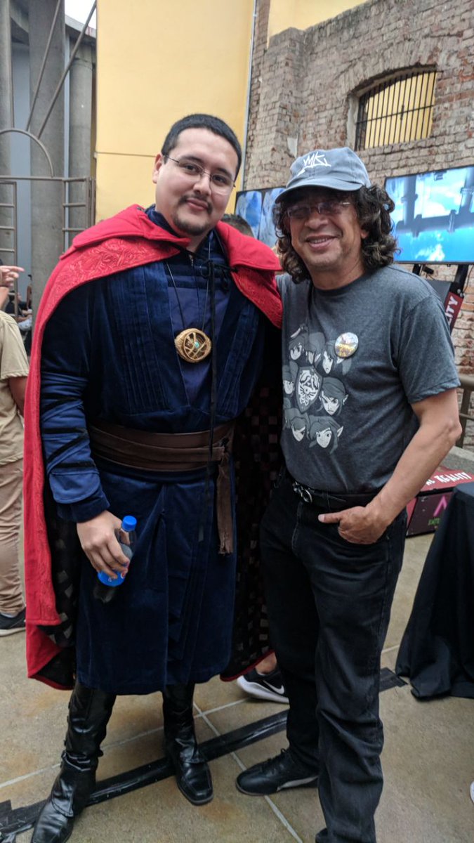 arkofdan's tweet photo. Aqui casual con mítico @Elgusrodriguez https://t.co/A9ayOWwiUw