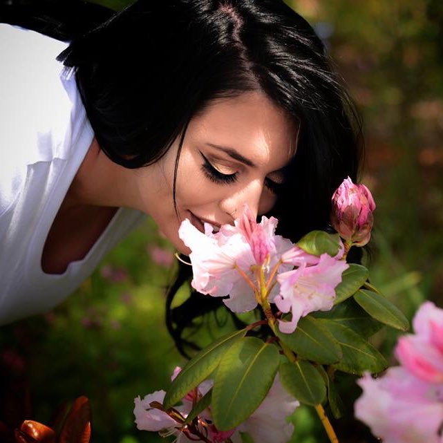 Mis_Laur's tweet photo. #NewProfilePic https://t.co/qYeZLnapq0
