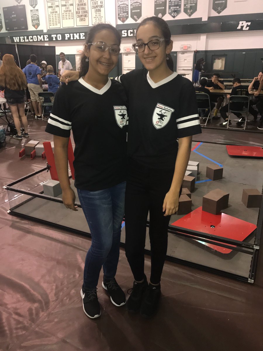 ChanOsbo1's tweet photo. Congratulations to @FTC11199Forge #girlsinSTEM #robotsrobotsrobots @pgd22 #pinecrest https://t.co/mzk7Jnxqpj