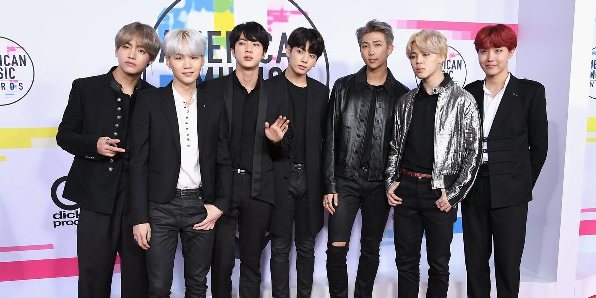 Cosmopolitan's tweet photo. Some Important Photos of K-Pop Superstars BTS on the #AMAs Red Carpet https://t.co/eXPmMTovVN https://t.co/UbGoNsOwWu