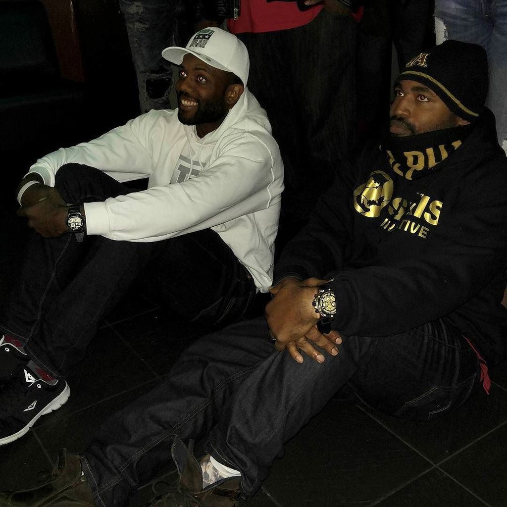 SicSundays's tweet photo. They still sitting for @brittane 
@p1rap &amp; @nizmlaverite https://t.co/wkFxsZ7Od0 https://t.co/yK6jVj55fi