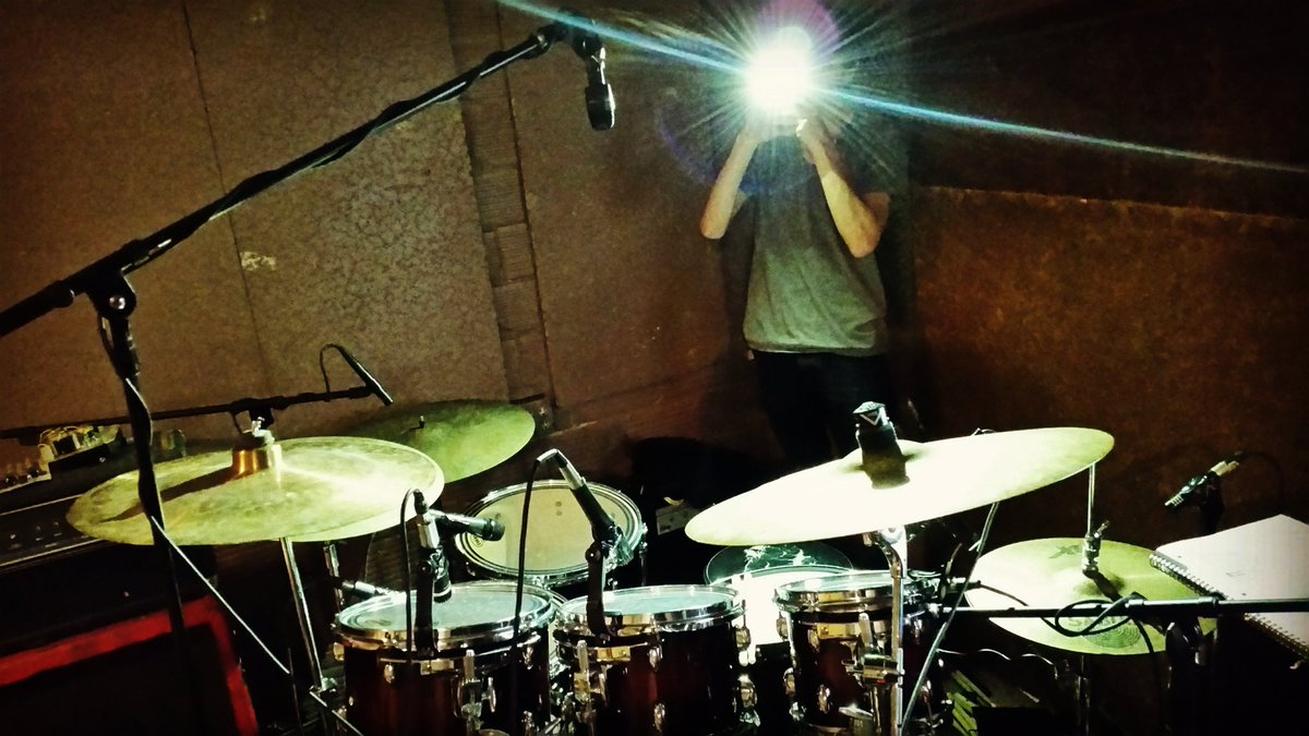 Wonderland Syndrome tweet media