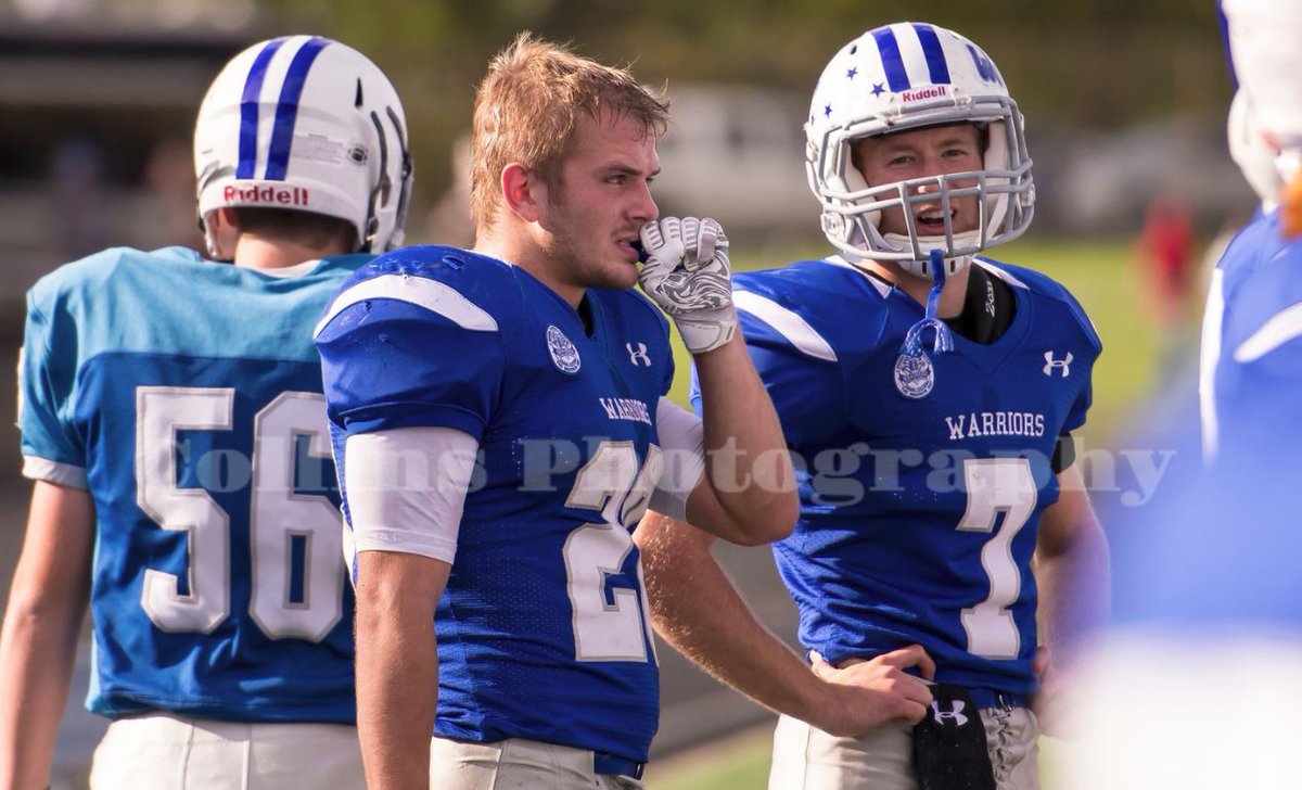 brainerdfootbal's tweet photo. Congrats to @CharlieGeraets for becoming the all-time leading rusher in BHS History with 4050 Yards, passing Brian Day. https://t.co/8JP27V1iYq