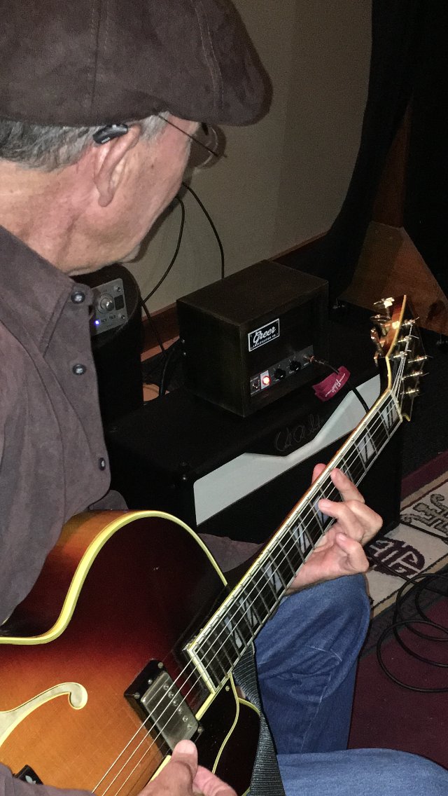mullinsshawn's tweet photo. It's a good day when Davis Causey is in the studio. I'm thankful for this man. He's played with my band, but also worked with @RandallBramblet, Marvin Gaye, @GreggAllman, Sea Level, & many others. He's playing through a @GreerAmps Mini Chief amp. #killertone #soulscorerevival https://t.co/dNBLlGLaCi