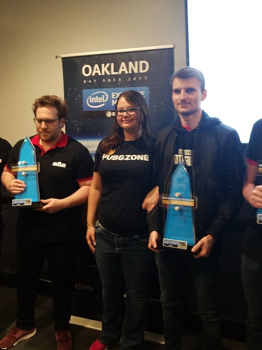 PUBGZONE's tweet photo. @TheAngelBae taking a picture with @aAaGaming, the grand winners of #iemoakland! Good job and fantastic coordination! @mOnKeY_LeSinge @Shadow1K_ @shiv_game @oraxehaze https://t.co/AJ8lIWF7bx