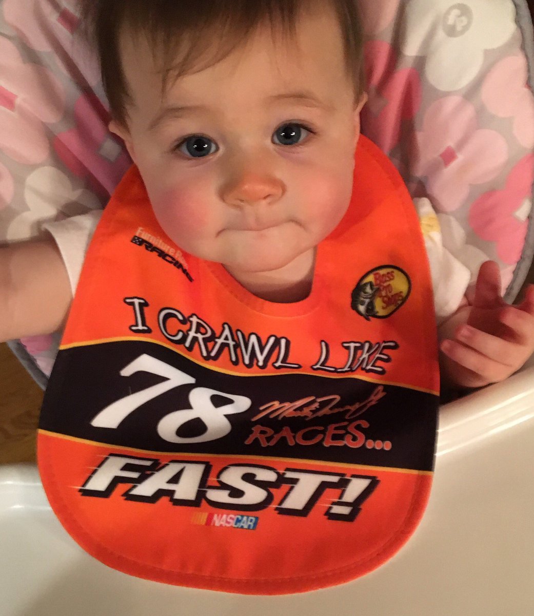lisaboneek's tweet photo. Way to go @MartinTruex_Jr on your Championship!
A perfect ending to an amazing season!
Can’t wait for 2018!! https://t.co/ftuyHSo56A