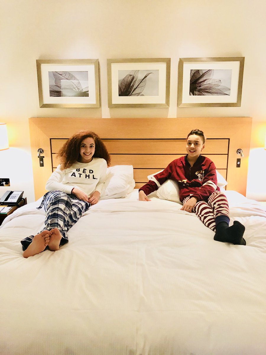 jaadindaho's tweet photo. Can’t wait to get into that lovely comfy bed @LondonHiltonPL & Check out what we got up to @Hamleys #toy #parade this weekend tmrw on my #socialmedia and if you haven’t seen @WonderTheMovie it’s out soon #StopBullying & #choosekindness #HamleysParade https://t.co/2zVi7WFtbs