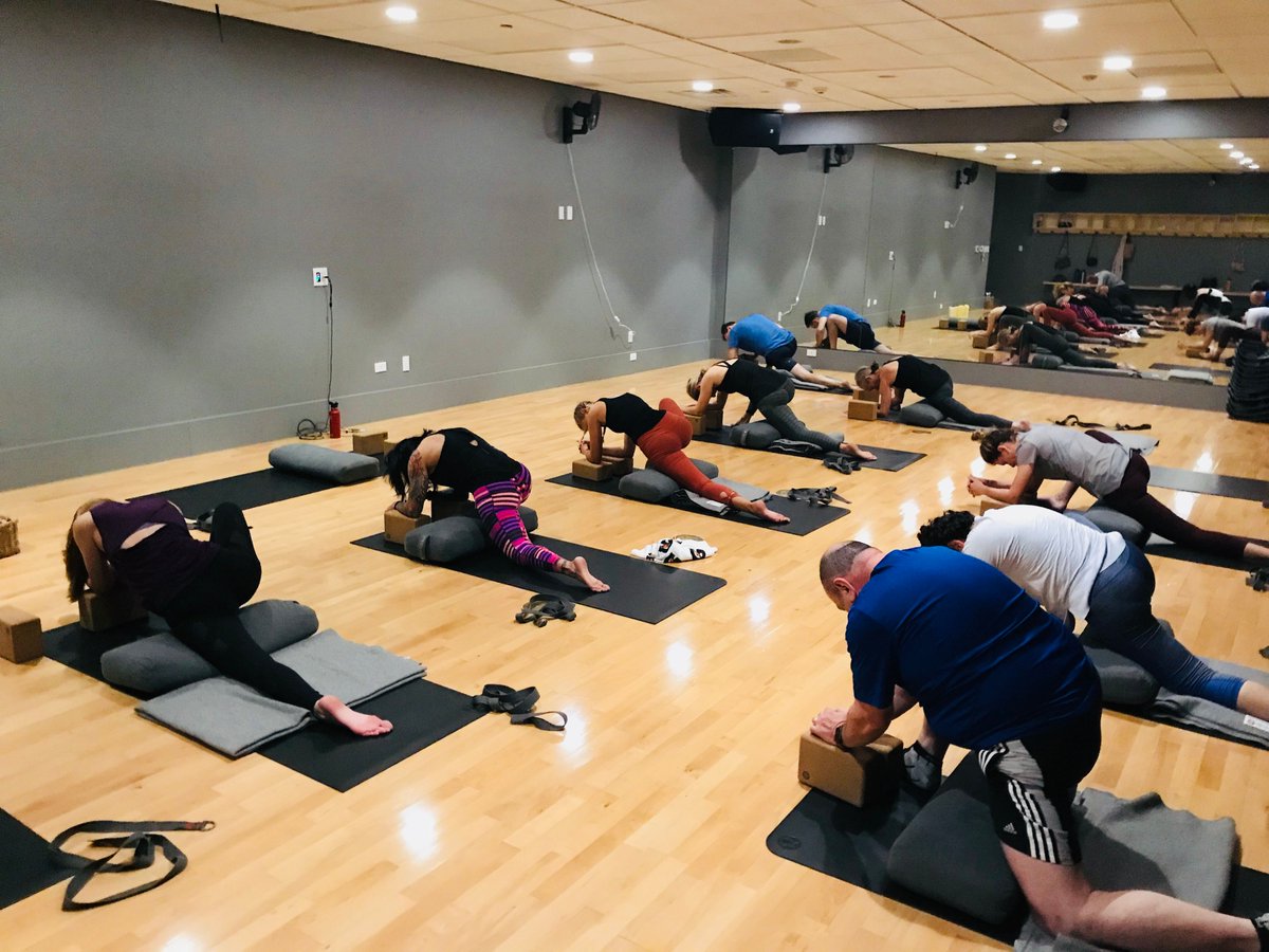 Sahqyoga's tweet photo. There are few things more beautiful than a room full of people breathing, smiling, and feeling together. https://t.co/jLAi1xsnJv