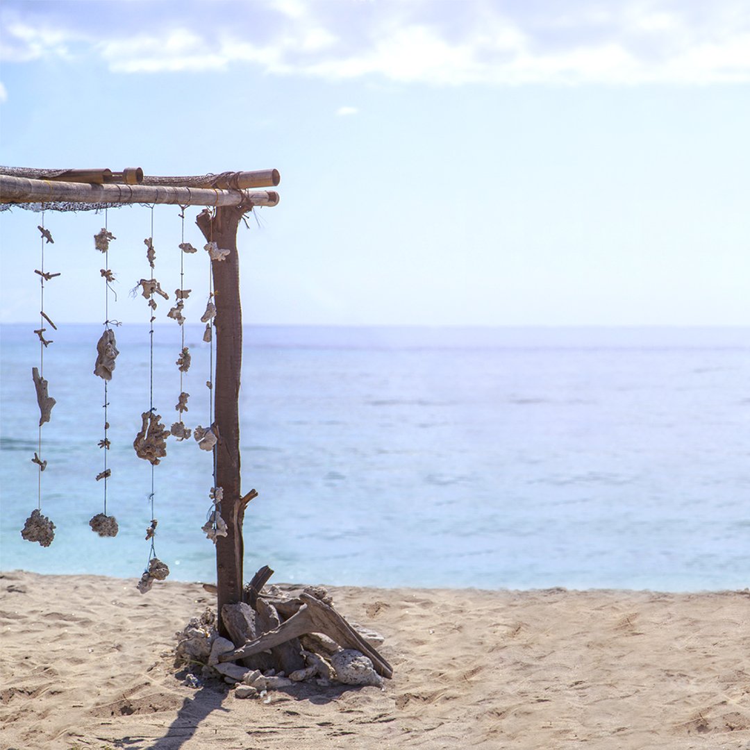 AstonGili's tweet photo. The island, also called "Gili T" by tourists is famous for its exotic and charming coastal scenery. looking in all directions, you will be captivated by the blend of blue sky, shimmering turquoise waters, and unlimited white sandy beaches! https://t.co/nmKuF6ExKe