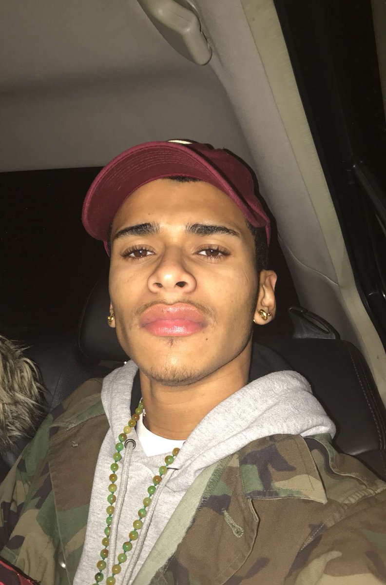 cyrusthealien's tweet photo. Flash https://t.co/t1MrtgwIWR