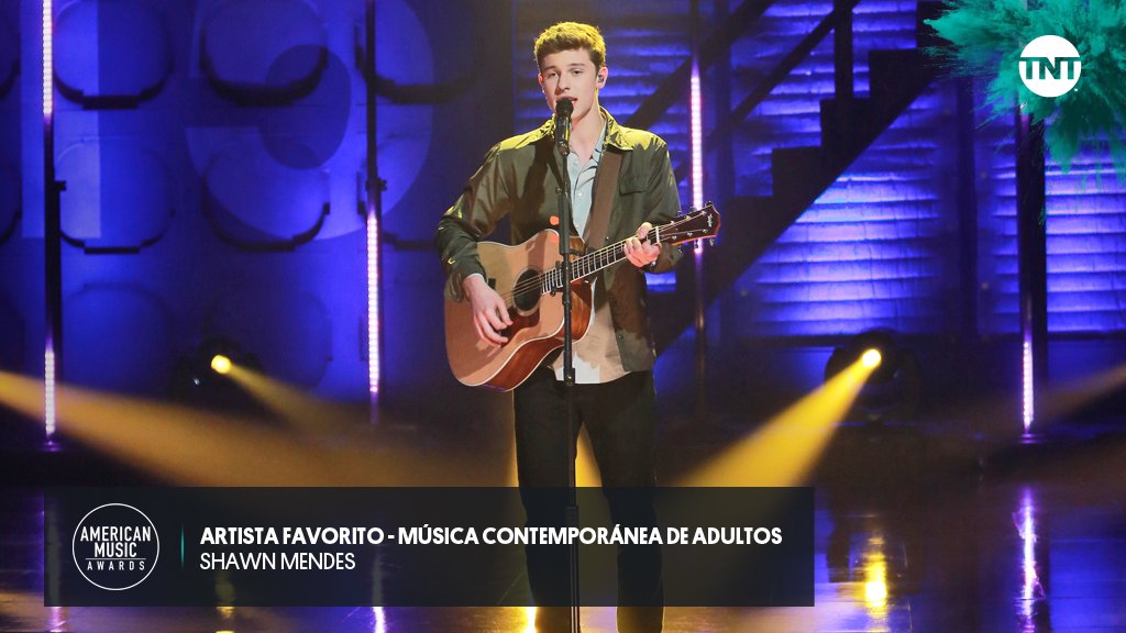 TNTLA's tweet photo. ¡@ShawnMendes se lleva un #AMAsTNT! En la misma categoría de @edsheeran y @BrunoMars ¿Estás de acuerdo con la premiación? 👏🕺 https://t.co/yVVw1HXZlv