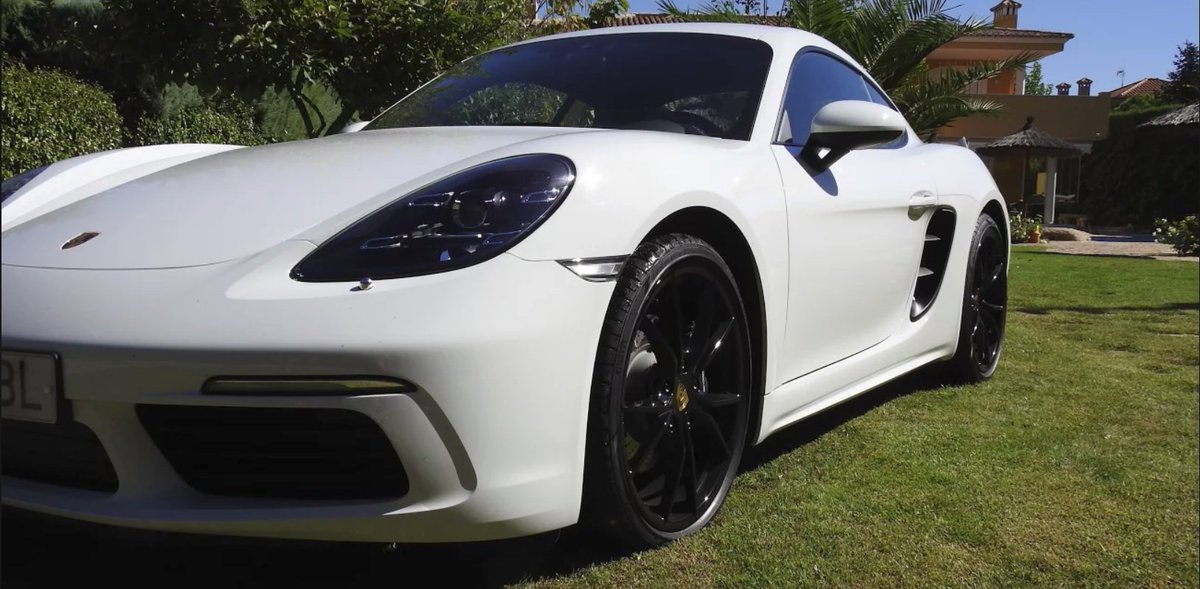 rentburn's tweet photo. ¿Alguna vez soñaste conducir un #Porsche?
Alquílalo HOY, experimenta el #Lujo con #RentBurn !!
Consulta nuestra flota en https://t.co/3Ms0tj3nck o LLAMA 📞 650 861 224
#marbella #MadridHorseWeek17 #madridpartyMAX #madrid #marbs #Marbella #CostadelSol #luxury https://t.co/NJJl7RtvG5