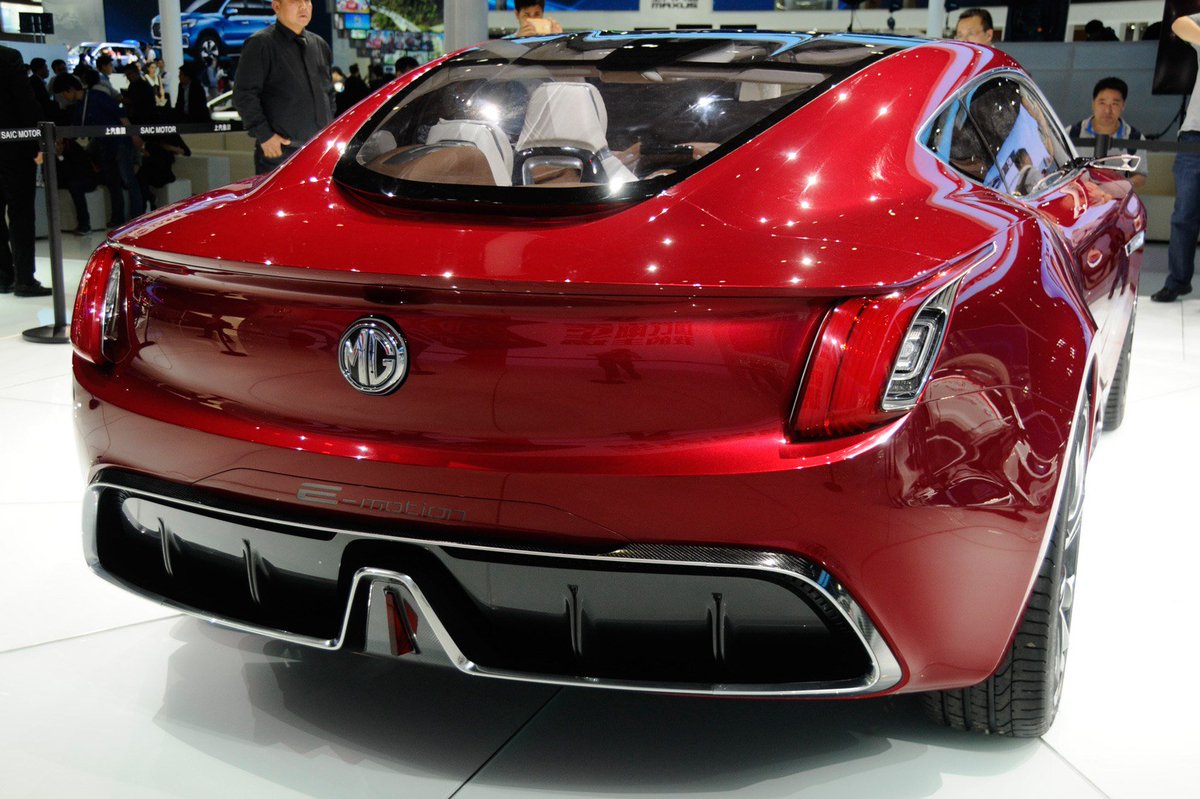 MG España tweet media