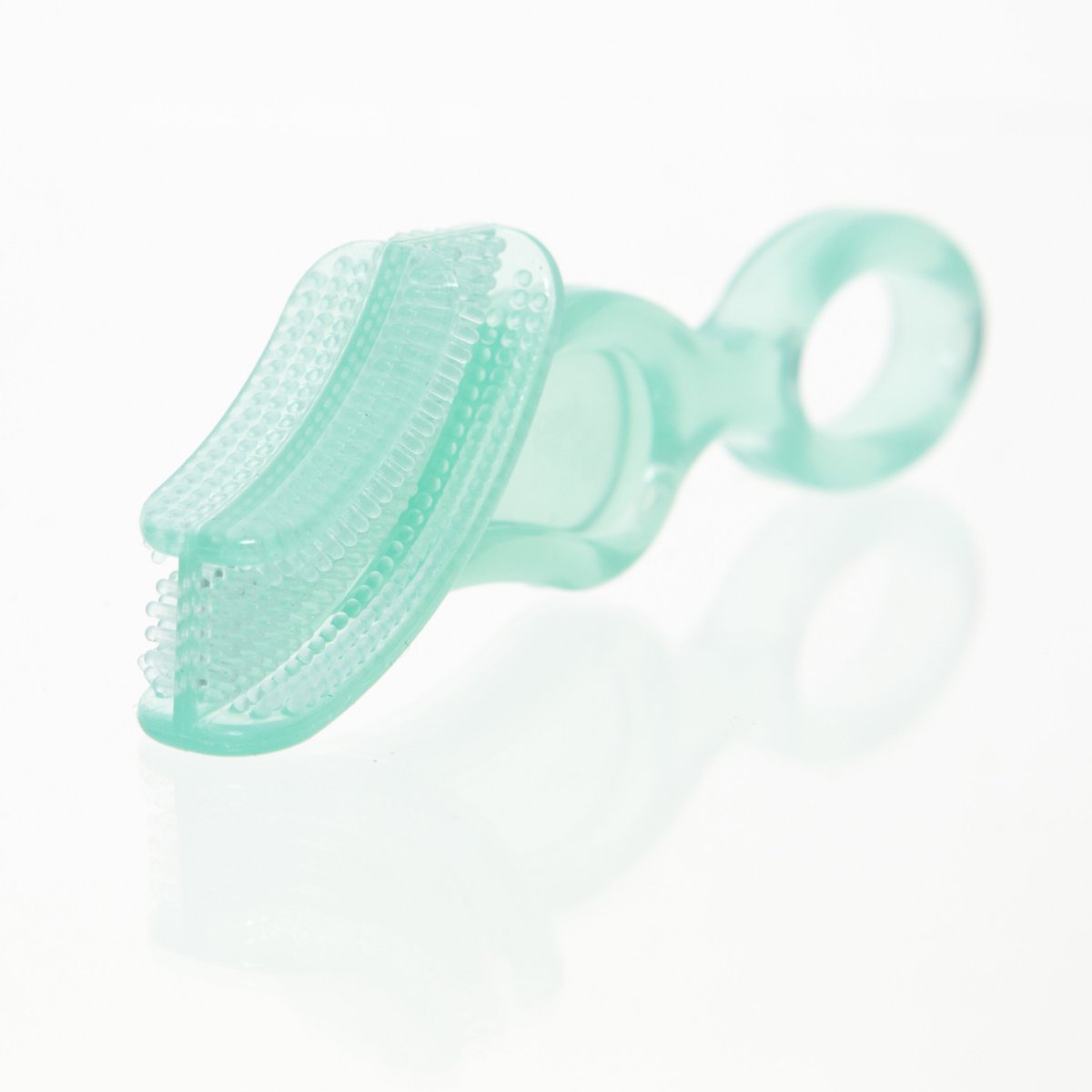 brushbabyuk's tweet photo. Who's prepared for the #nightshift?๐ด If you've got a #teething baby to deal with, try our #ChewableToothbrush. Great for soothing gums!๐ถ https://t.co/gaoptPi8uE
