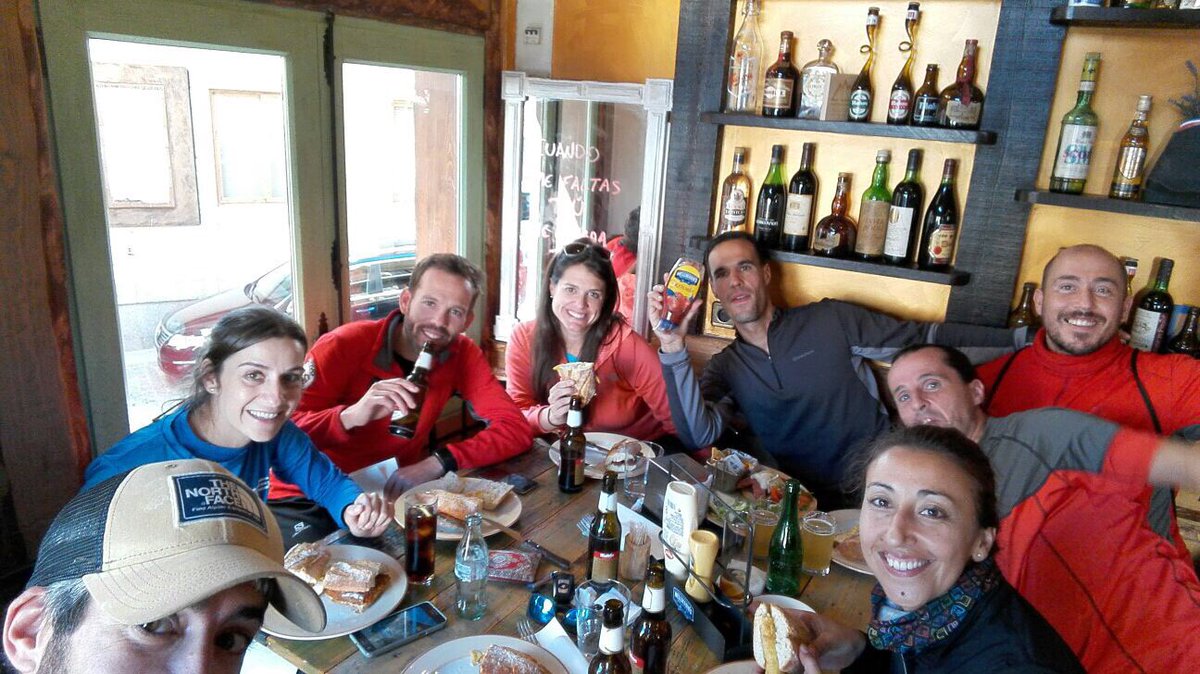 RuloMola's tweet photo. @AsadordeAngel Y mΓ‘s si el dΓa el previo has hecho la carga de hidratos en @AsadordeAngel
Gracias amigos!! #Asalove https://t.co/jTzStcBxbj