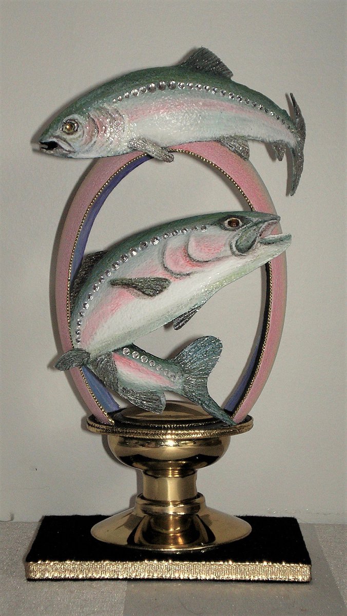 We know who would win #WOW for eggs - Lynne O'Connor for sure! @WelcomeToursNZ is visiting Lynne on 8 December. #ExcitedMuch