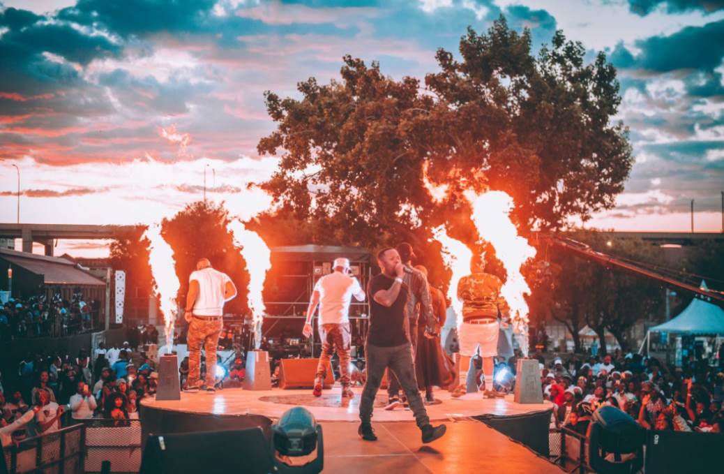 ChannelOTV's tweet photo. This weekend Mzansi's biggest music stars came together to celebrate 20 years of O! https://t.co/OBoAnz5nTW #ChannelO20th https://t.co/cTmS1ByuzK