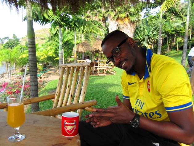 WilliamGooner's tweet photo. Have a great Monday !!! #IStandWithArsenalTwitterAdmin #TBT #COYG https://t.co/Z41m3VUFCr