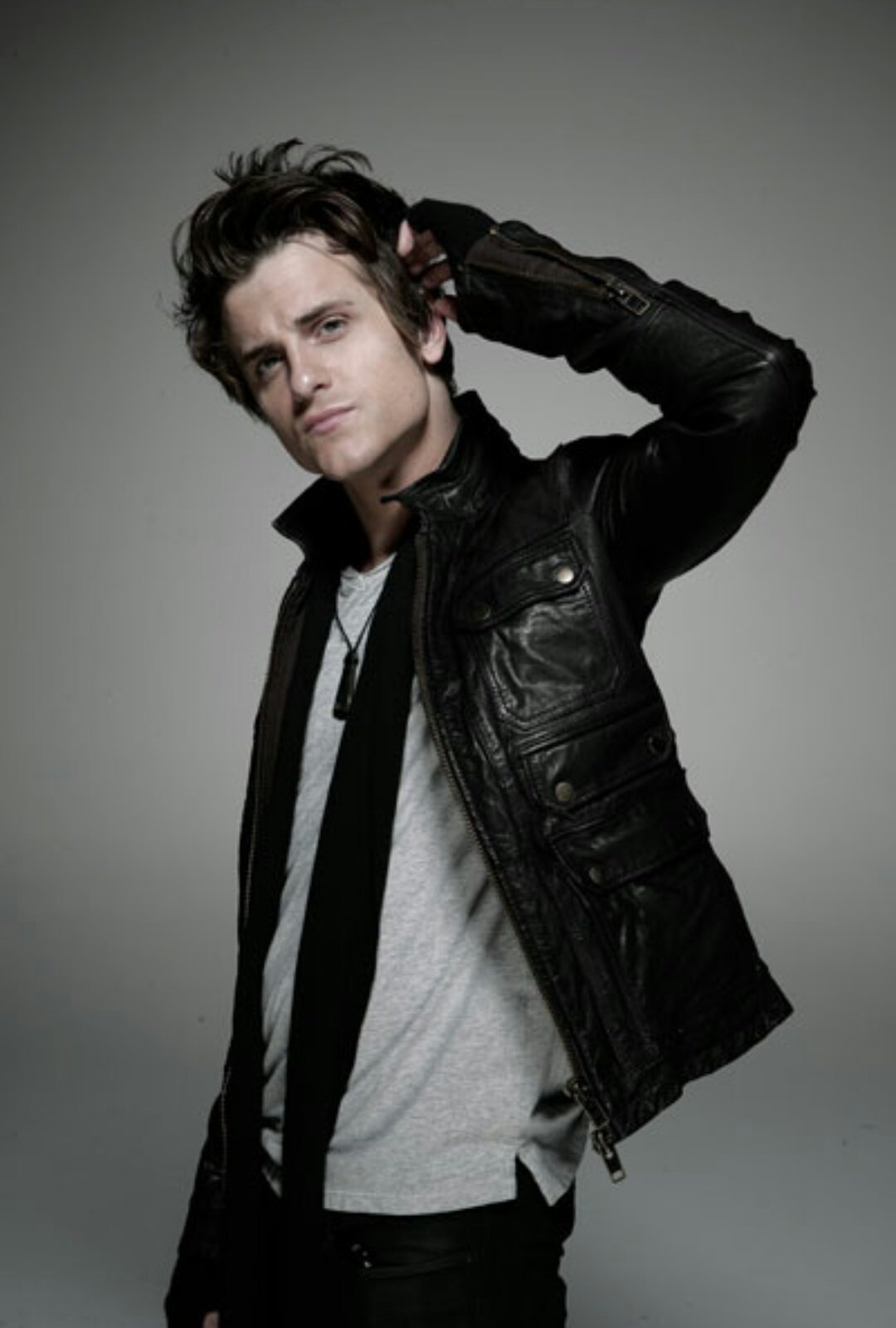  Happy Birthday To Jared Followill!        