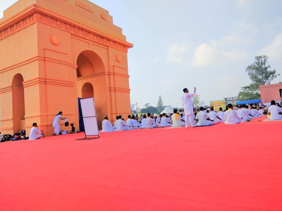 namami_barak's tweet photo. #NamamiBarak | Day 3: Glimpses of Namami Barak Festival celebration at Police Parade Ground, Silchar
#BarakValley #Assam #Silchar #Karimganj #Hailakandi https://t.co/UqdWwKSVFO