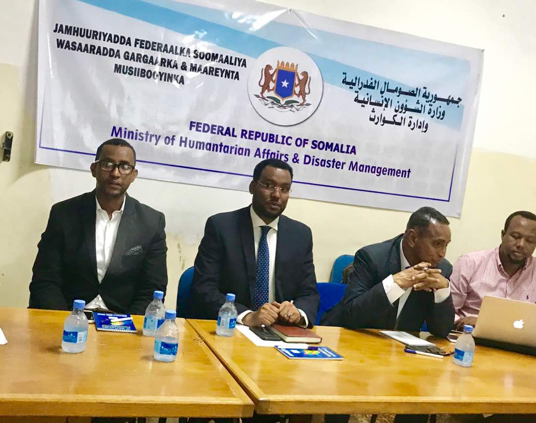 Wayakii's tweet photo. HE @Caynsanee opens integ food security phase classification (IPC) training 4 senior FGS officials. @MoHADM_Somalia https://t.co/D6nKjWyDgu