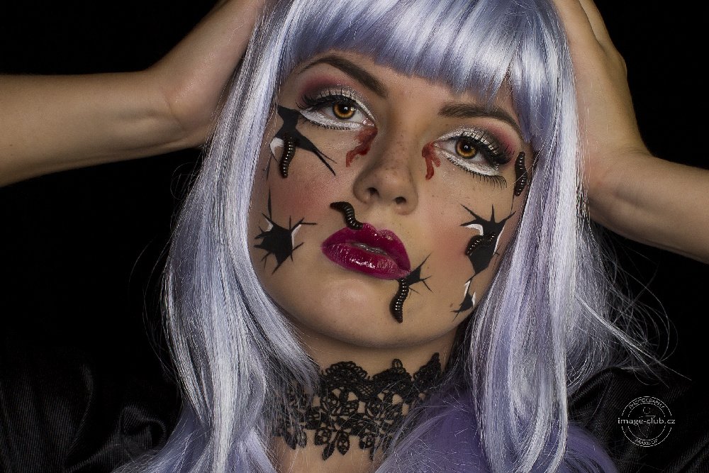 vekkrasy's tweet photo. Jedna Halloweenská fotka #makeup #Halloween2017 #ideas #makeupartist #imageclub #model #modelgirl #photographer @image_club_cz #beauty #beautymakeup #violet #hair #makeupbyme https://t.co/l0NYN5aGkV