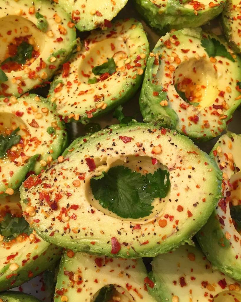 mapleandcouk's tweet photo. Avocados. Enough said. 🥑 .
.
.
#mapleandco #mapleandkings #mapleandfitz #mapleandcnm #vegan #vegetarian #avocado #chilli #breakfast #lunch #eathappy #healthy #foodporn #eattherainbow #london #healthyeatery #fitzrovia #kingscross #kingscrossn1c https://t.co/Y1BEkHAh8S https://t.co/NXzQDluCpv