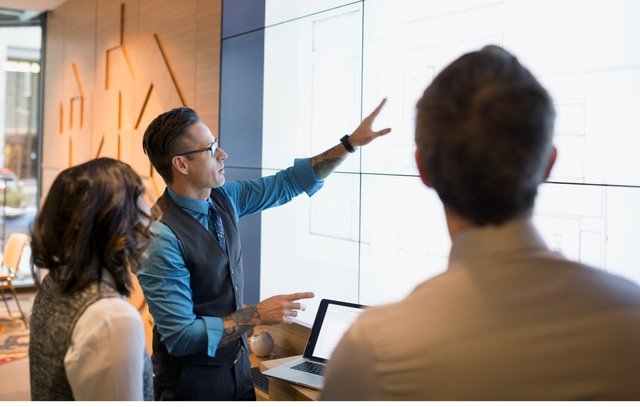 silvio_abade's tweet photo. Smart Government - Connected fleets save money via @sapindustries #PublicSector https://t.co/G77vVSTxxU https://t.co/0OYrACQa3D