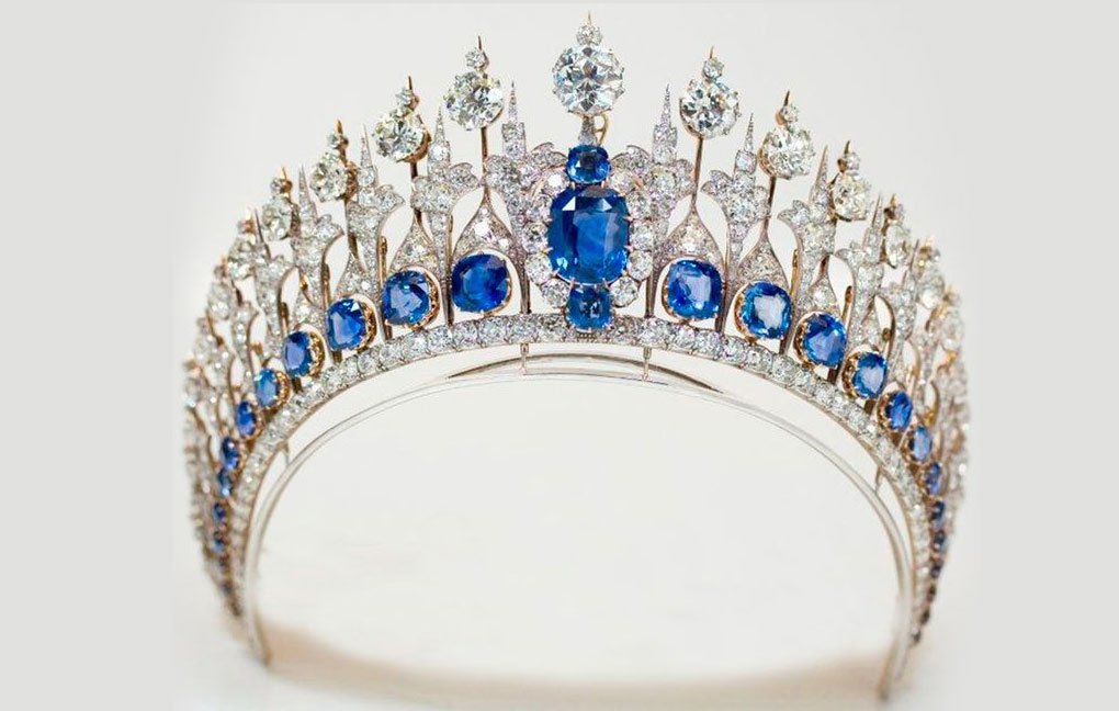 classytours's tweet image. Sri Lanka’s gem industry has a very long and colorful history. Marco Polo wrote that the island had the best sapphires, topazes, amethysts, and other gems in the world, #srilankaclassytours #gemindustryoftheworld #bluesapphires #traveling #lowcostholidays #gemlandsoftheisland