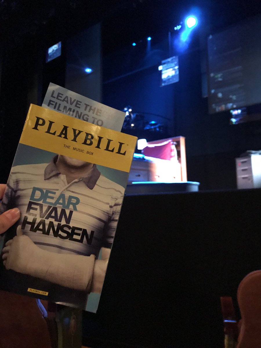 hotdamnitslance's tweet photo. stepped into the sun to find myself at my favorite show in the world today https://t.co/ZdHoGogoQp