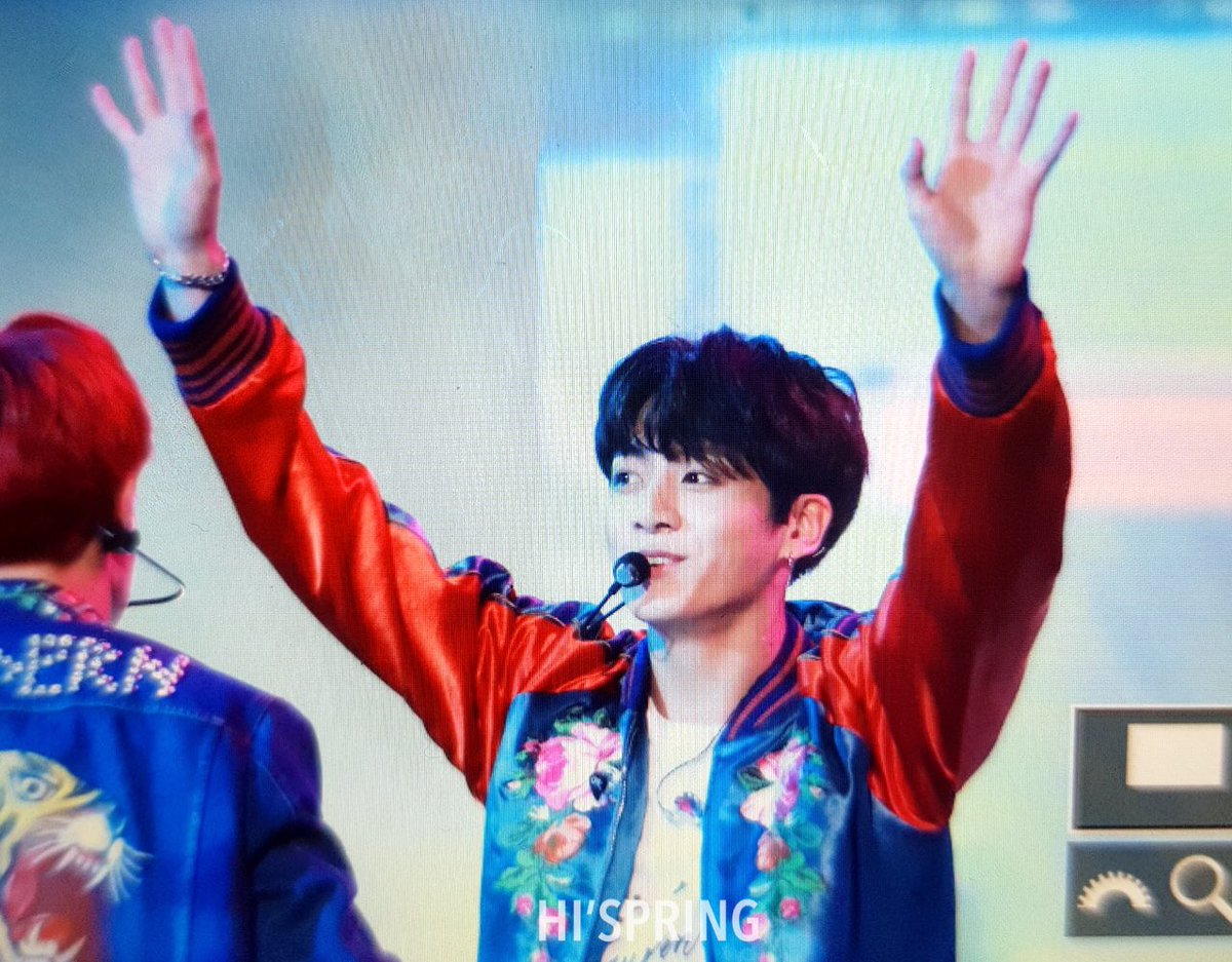 Bts dna hotsell jacket