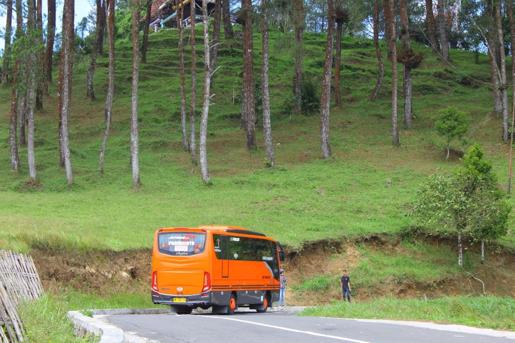 BusBedelau56's tweet photo. Medium Bus 

#busbedelau 
#buspekanbaru
#sewamobilpekanbaru 
#buspariwisatapekanbaru 
#buspariwisatariau 
#mediumbus
#sewabuspekanbaru https://t.co/C7U9mymUrw